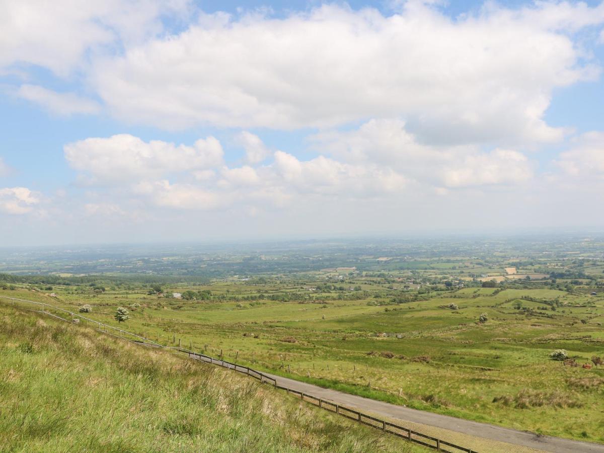Slieve Gallion Cottage Magherafelt Eksteriør billede