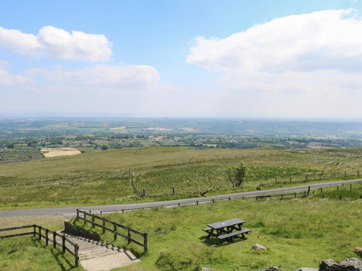 Slieve Gallion Cottage Magherafelt Eksteriør billede